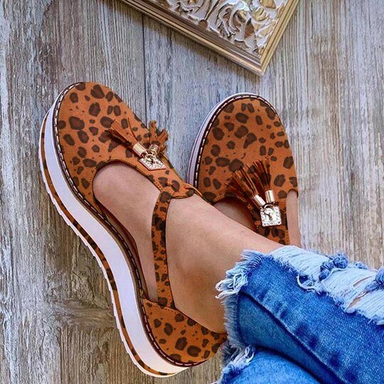 2020 Women Flat Shoes Thick Sole Platform Shoes Fringe Spring Tassels Fashion Summer female shoes gift for girls